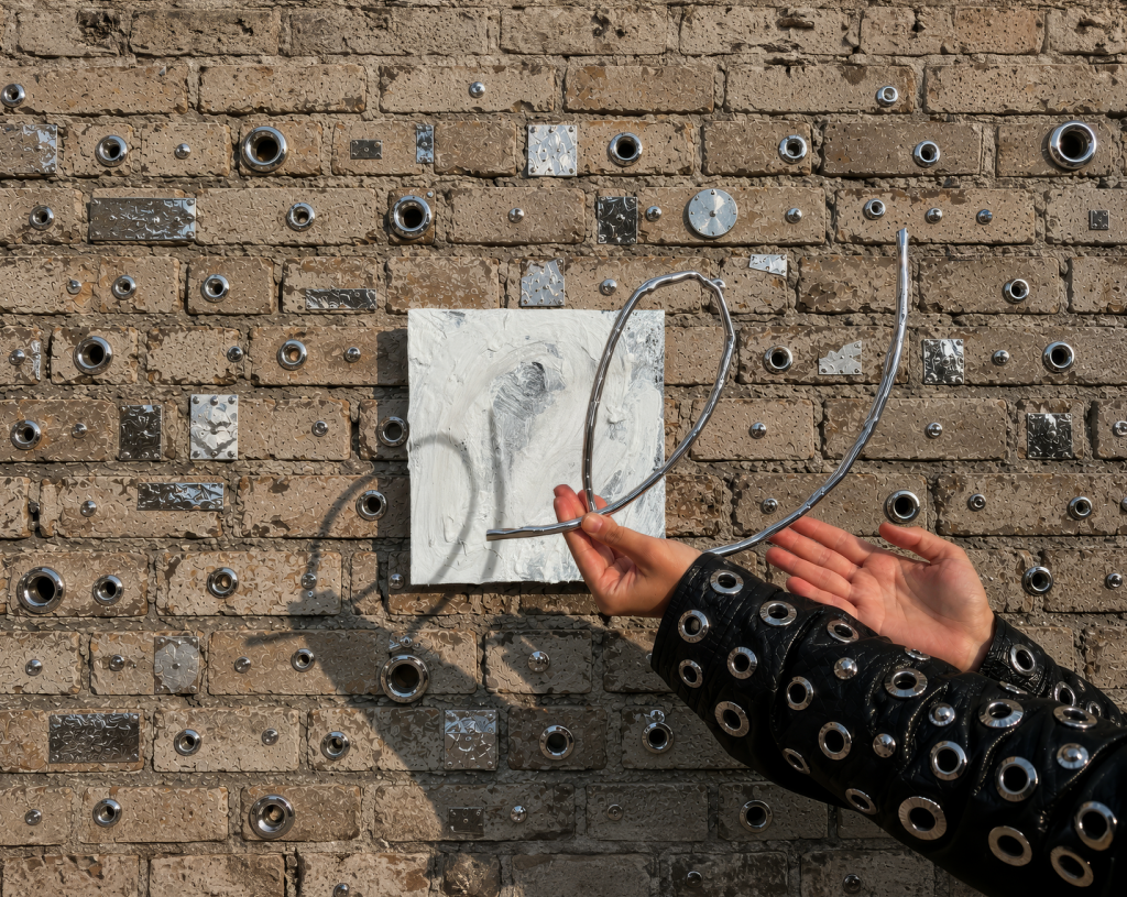 ONE DAY EXHIBITION: LOOPEHOLE SEND-OFF TO SEOUL